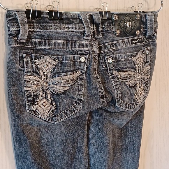 Miss Me Jeans Size 29 Faded Black Low-Rise 30Wx30L Skinny, Bedazzled, Distressed - Picture 4 of 14